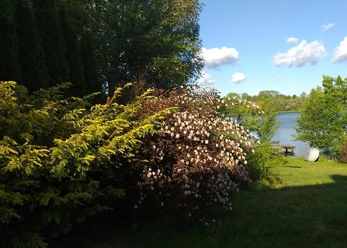 Dom Na Mazurach Jeziorna Dom wakacyjny *